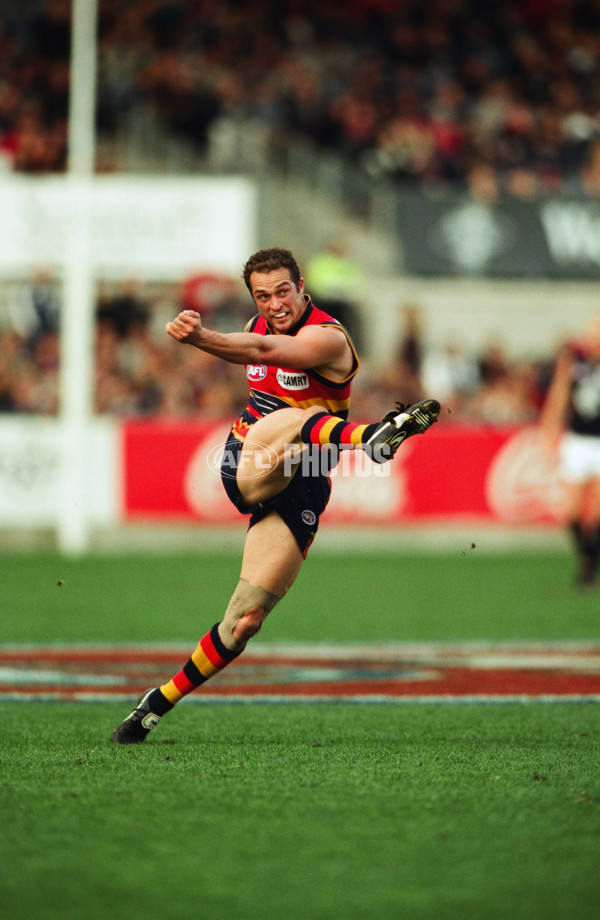 AFL 2000 Round 15 - Carlton v Adelaide - 24631