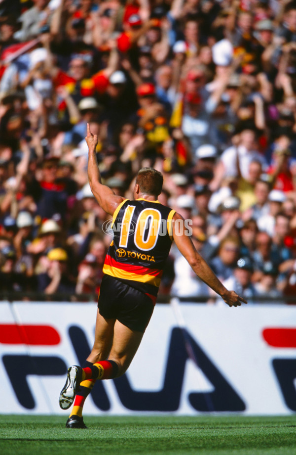 AFL 2001 Round 3 - Port Adelaide v Adelaide - 24831
