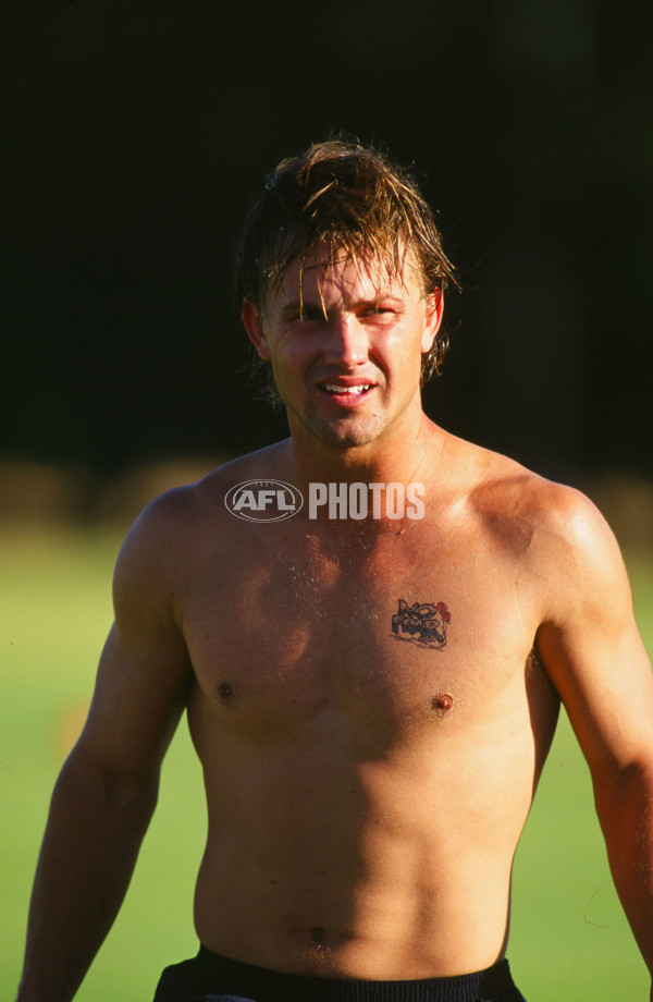 AFL Media - 1997 Adelaide Crows Training - 24933