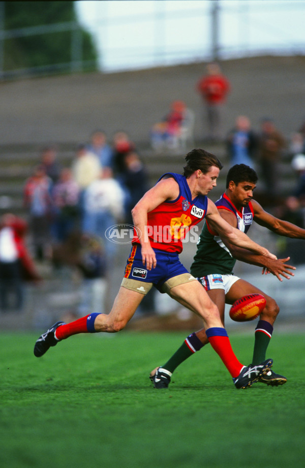 AFL 1996 Round 8 - Fitzroy v Fremantle - 25198