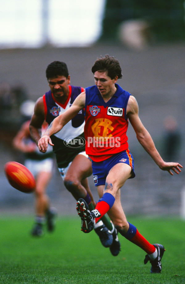 AFL 1996 Round 8 - Fitzroy v Fremantle - 25214