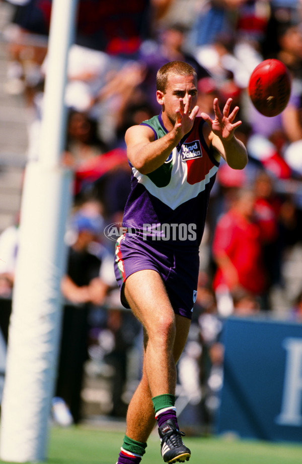 AFL 1998 Round 1 - Fremantle v Melbourne - 25451