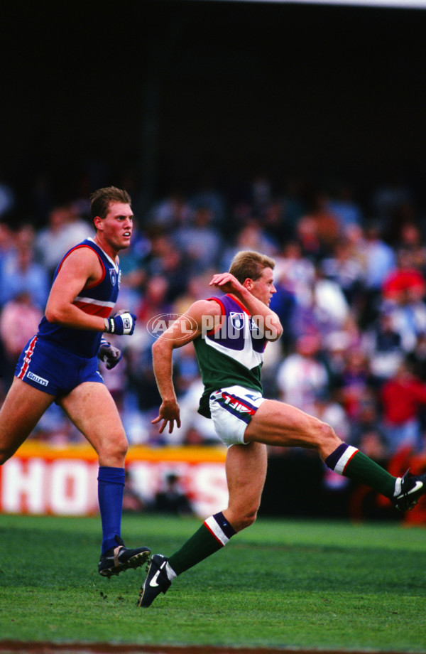 AFL 1995 Round 5 - Footscray v Fremantle - 25505