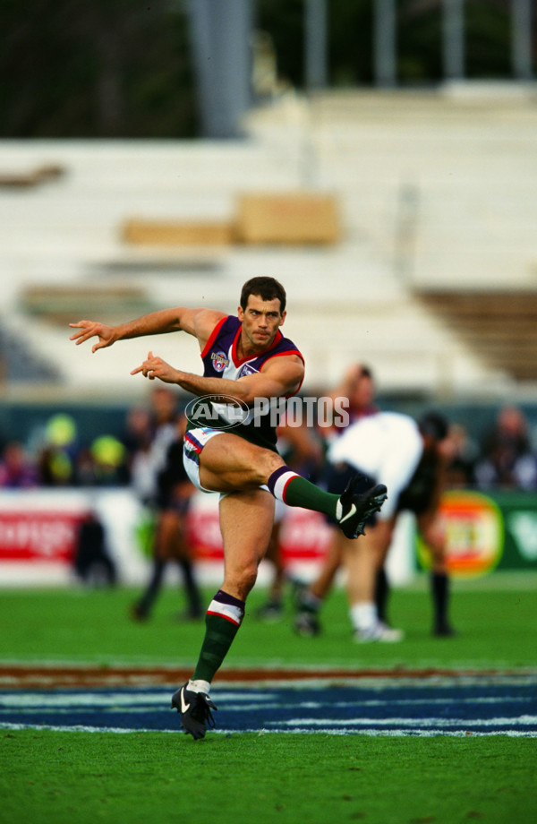 AFL 1996 Round 18 - Carlton v Fremantle - 25464