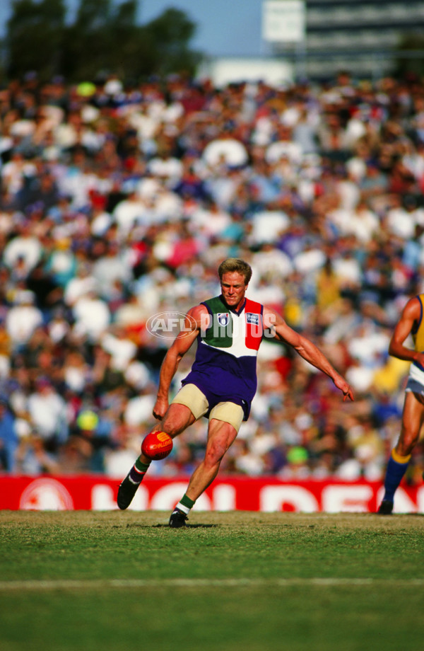 AFL 1995 Round 22 - West Coast v Fremantle - 25514