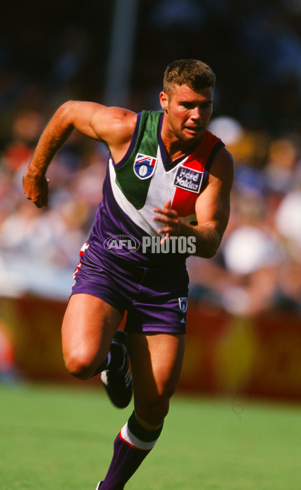 AFL 1998 Round 3 - West Coast v Fremantle - 25627