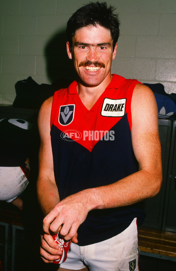 VFL 1987 - Melbourne Demons - 25885