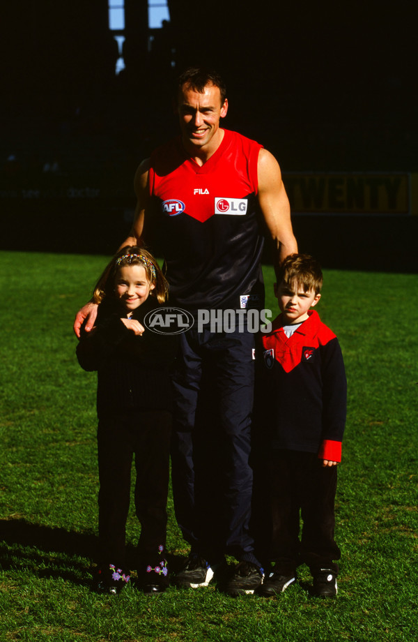 AFL 2000 Round 20 - Melbourne v Fremantle - 25901
