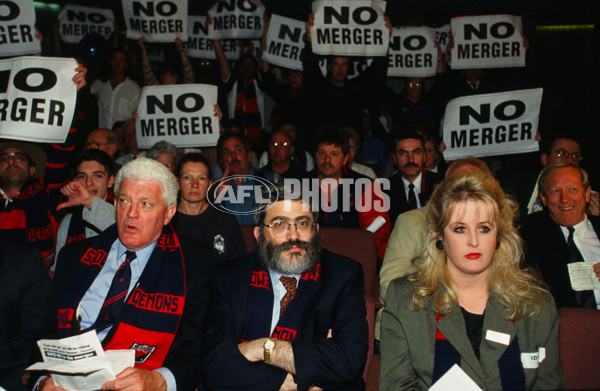 AFL Media -1996 Melbourne Merger Meeting - 26159