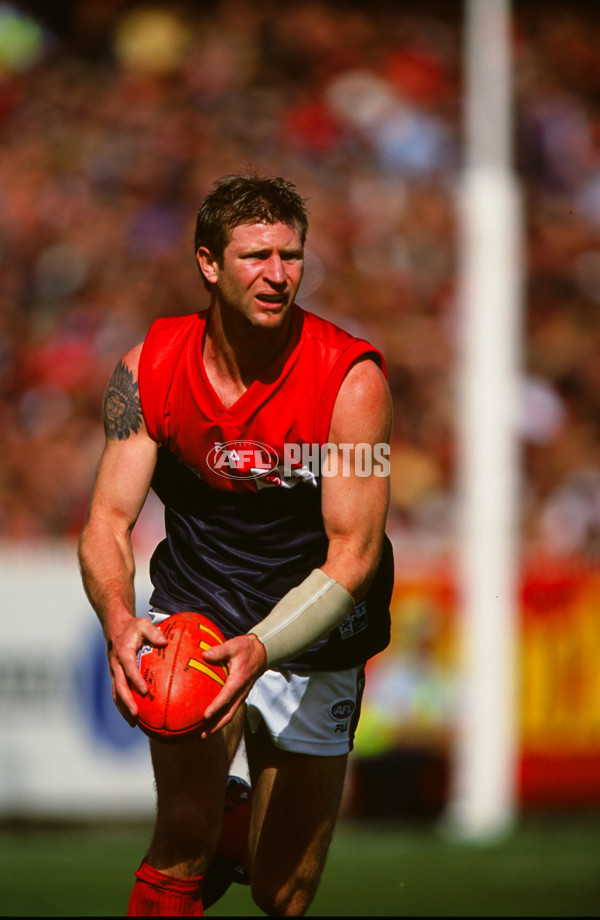 AFL 2000 Grand Final - Essendon v Melbourne - 26201
