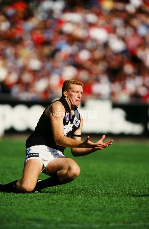 AFL 1997 Round 1 - Essendon v Carlton - 26643