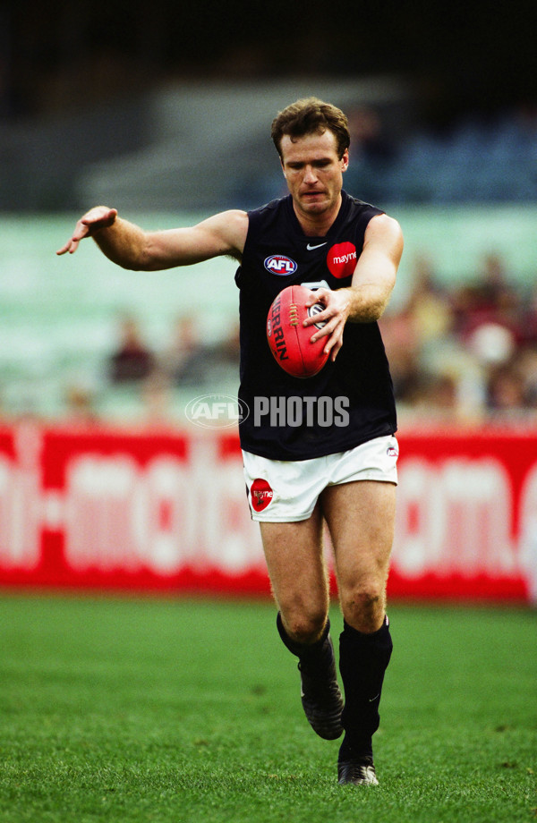 AFL 2001 Rd 17 - Hawthorn v Carlton - 27108