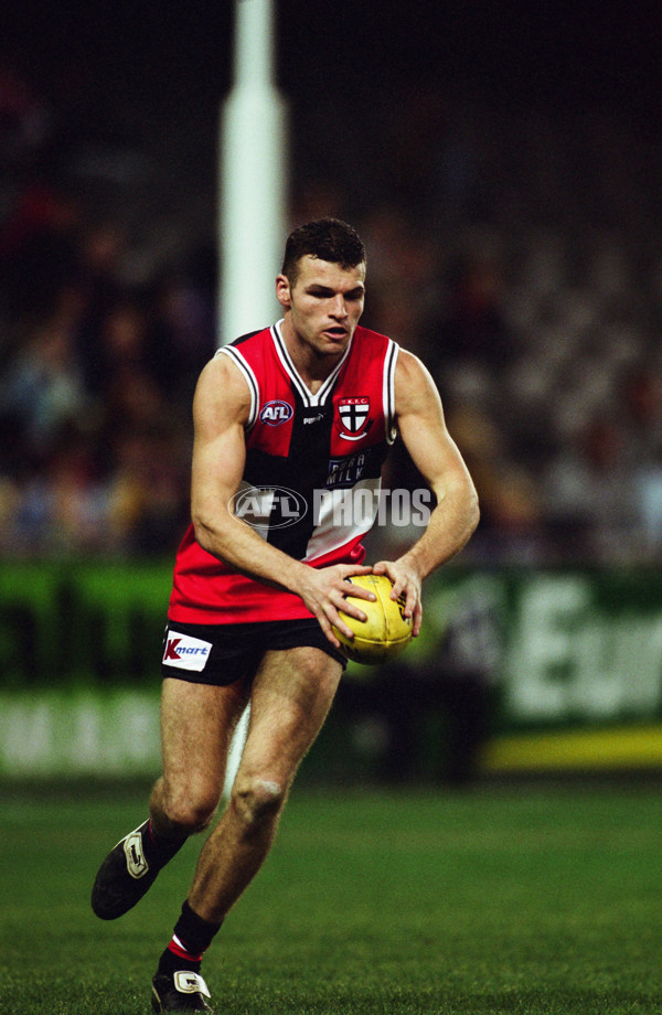 AFL 2001 Round 19 - St Kilda v Port Adelaide - 27541