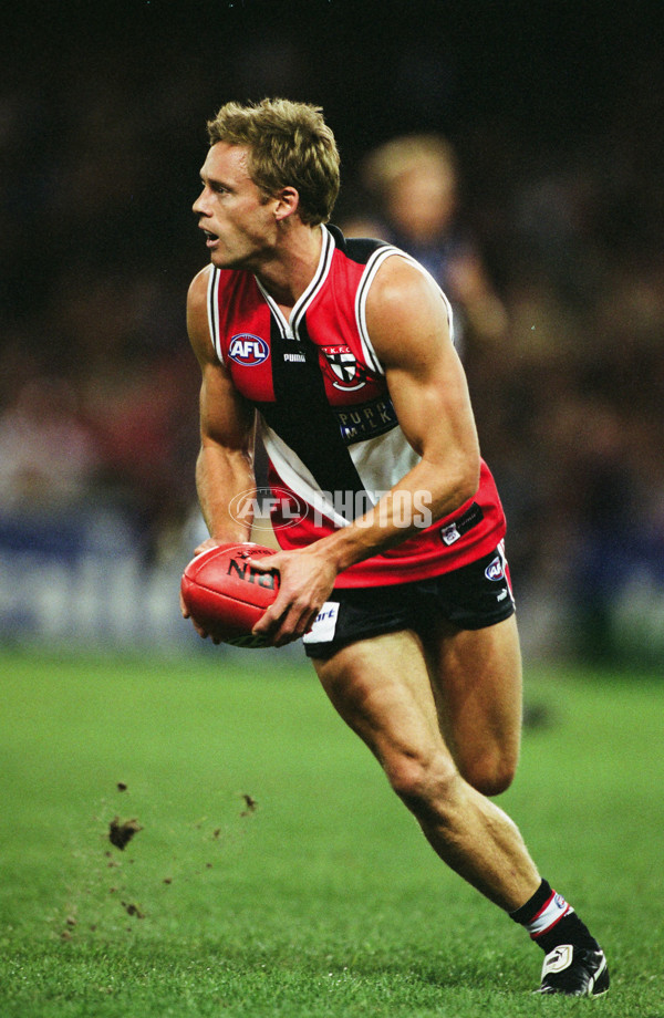 AFL 2001 Rd 2 - St Kilda v Geelong - 27533