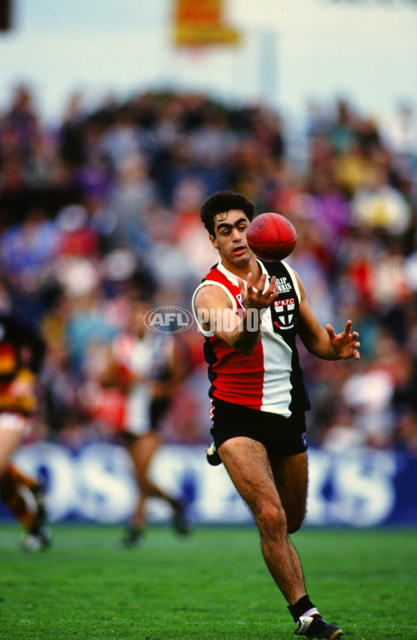 AFL 1992 Round 7 - Adelaide v St Kilda - 27578