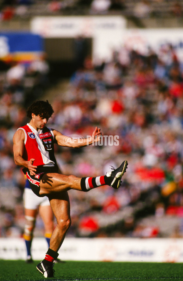 AFL 1993 Round 10 - St Kilda v West Coast - 27608