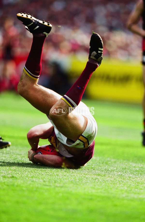 AFL 2001 Grand Final - Essendon v Brisbane - 28243