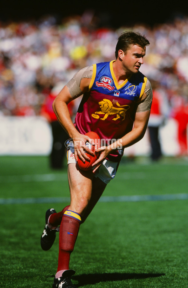 AFL 2001 Grand Final - Essendon v Brisbane - 28274
