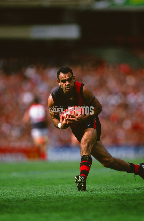 AFL 2000 Grand Final - Essendon v Melbourne - 28200