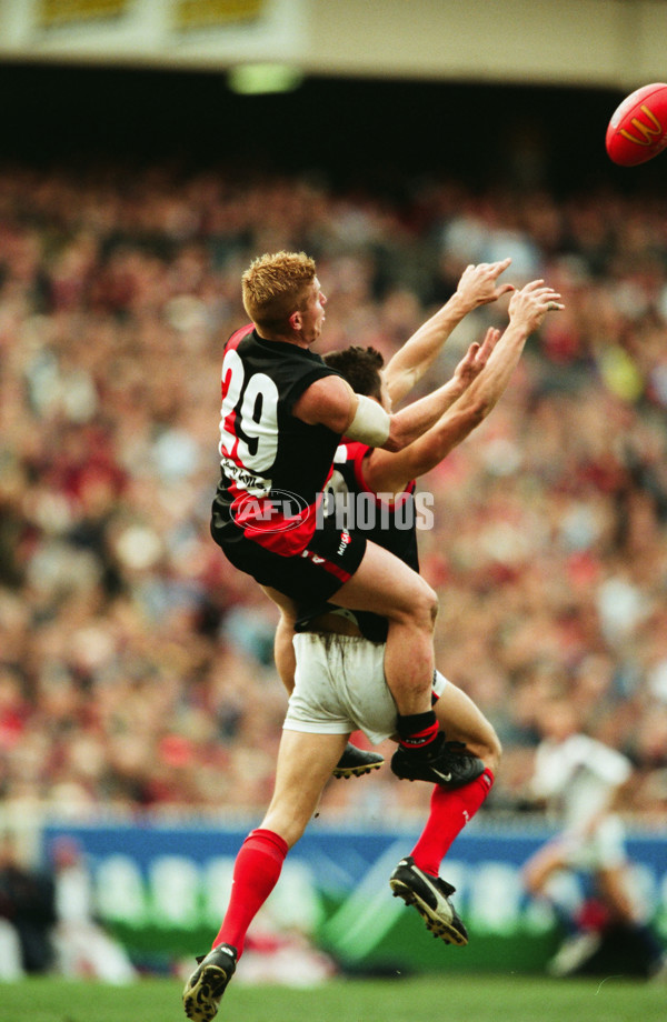 AFL 2000 Grand Final - Essendon v Melbourne - 28203