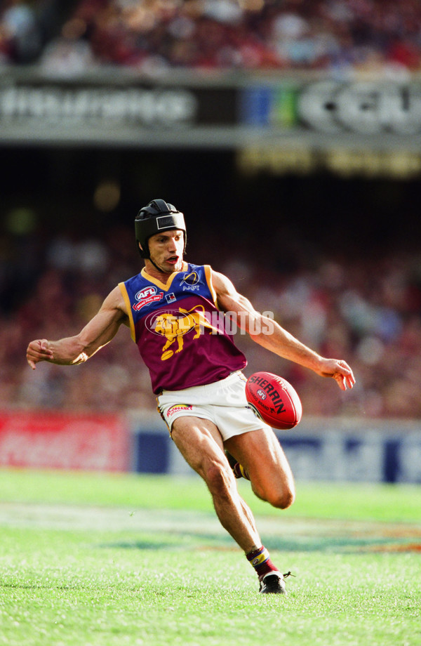 AFL 2001 Grand Final - Essendon v Brisbane - 28245
