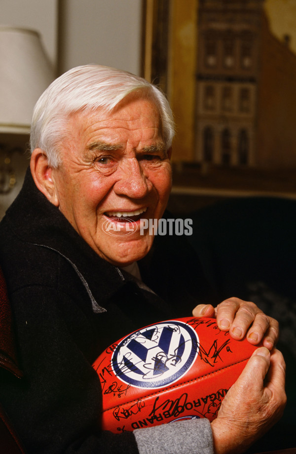 AFL Historical - Collingwood Magpies - 28542