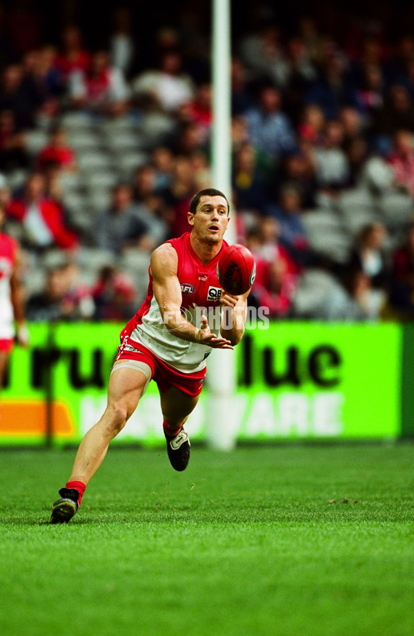 AFL 2001 Rd 6 - St Kilda v Sydney - 29018