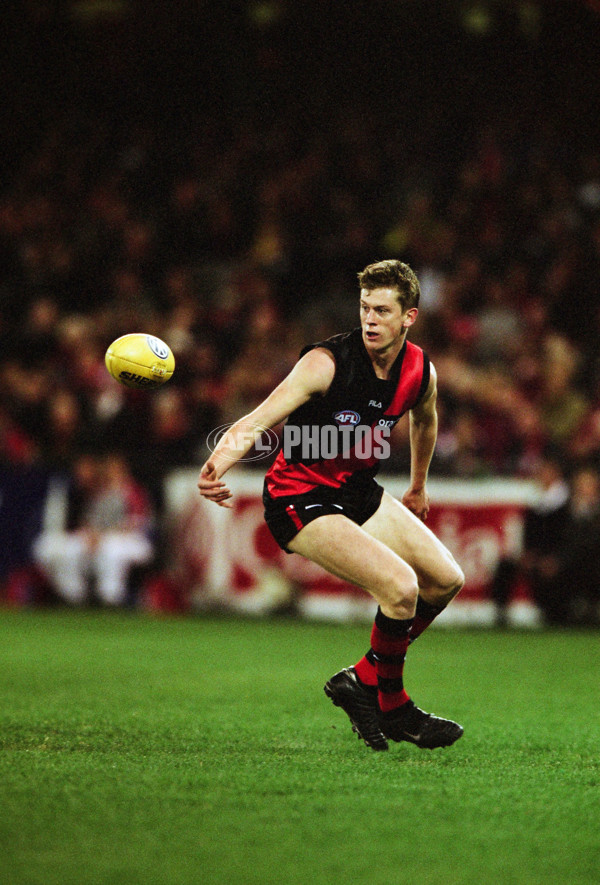AFL 2001 Rd 19 - Essendon v Sydney - 29582