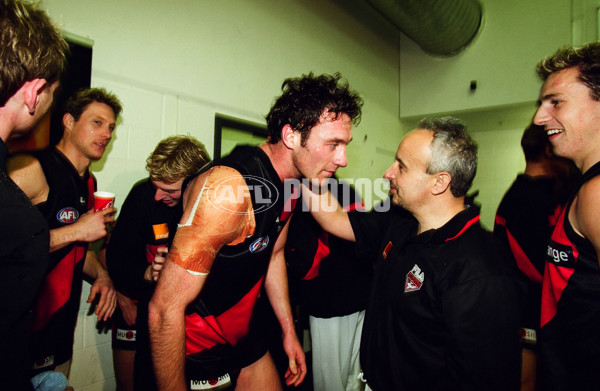 AFL 2001 Rd 19 - Essendon v Sydney - 29702
