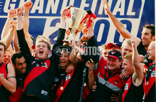 AFL 2000 Grand Final - Essendon v Melbourne - 29803