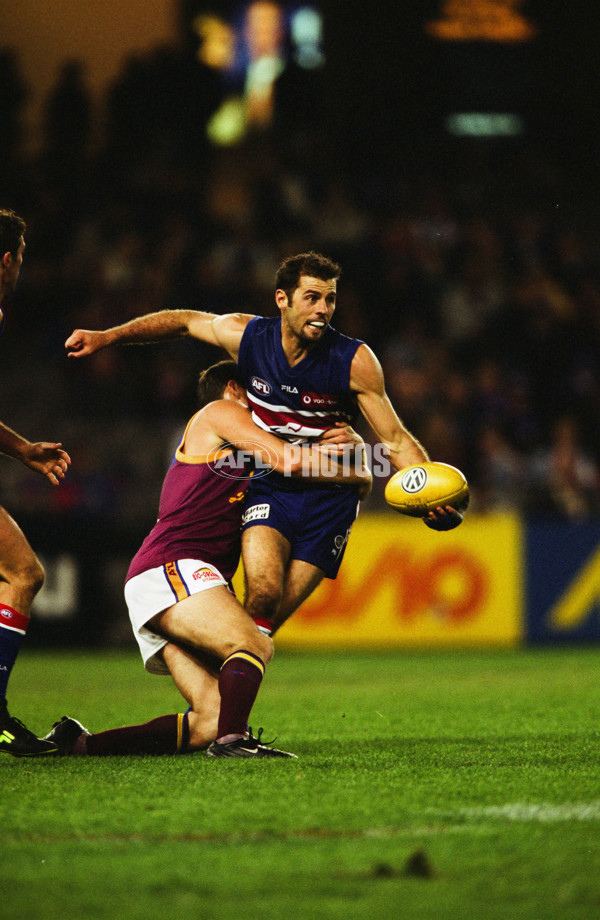 AFL 2001 Round 4 - Western Bulldogs v Brisbane - 30848