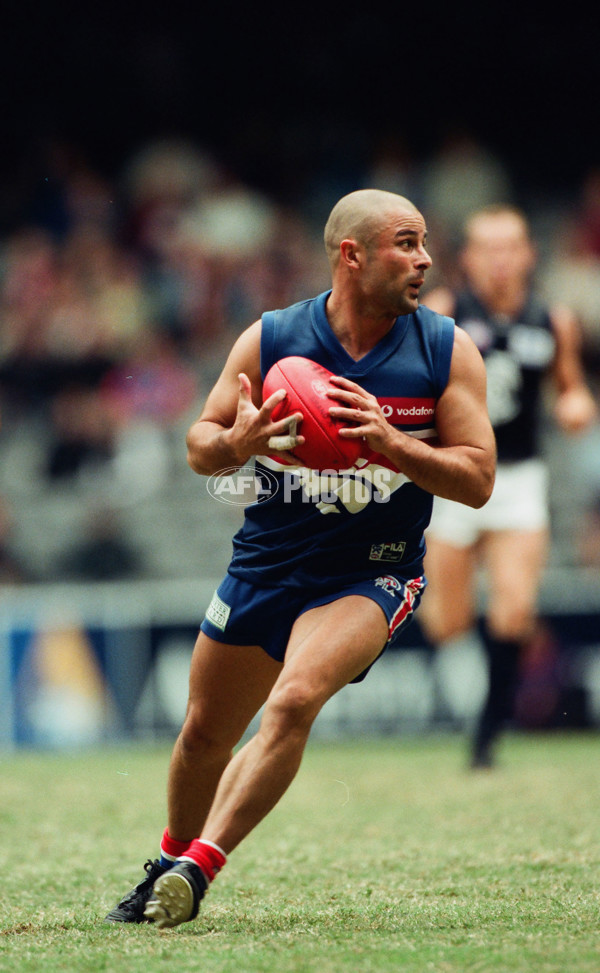 AFL 2000 Round 4 - Western Bulldogs v Carlton - 30762