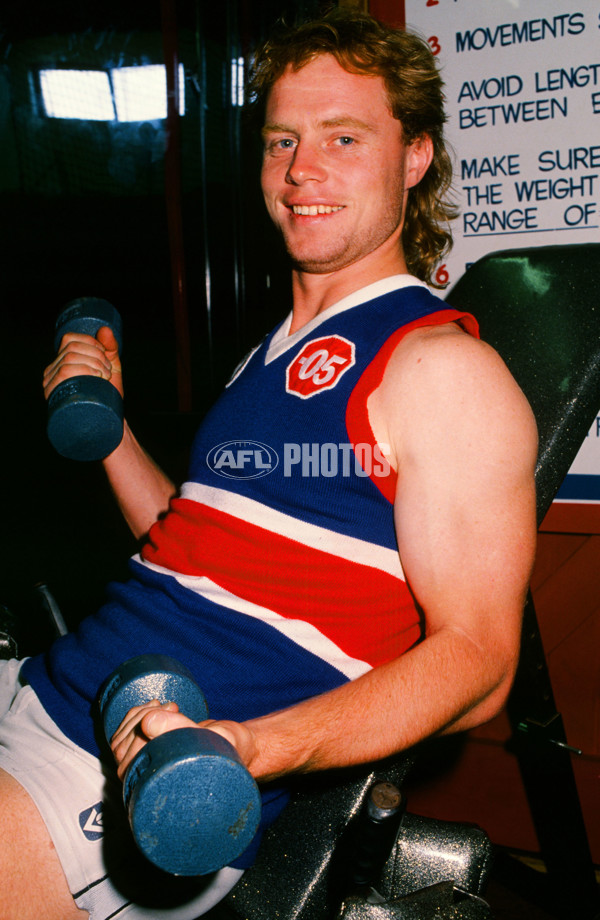 AFL 1990 - Footscray - 30813