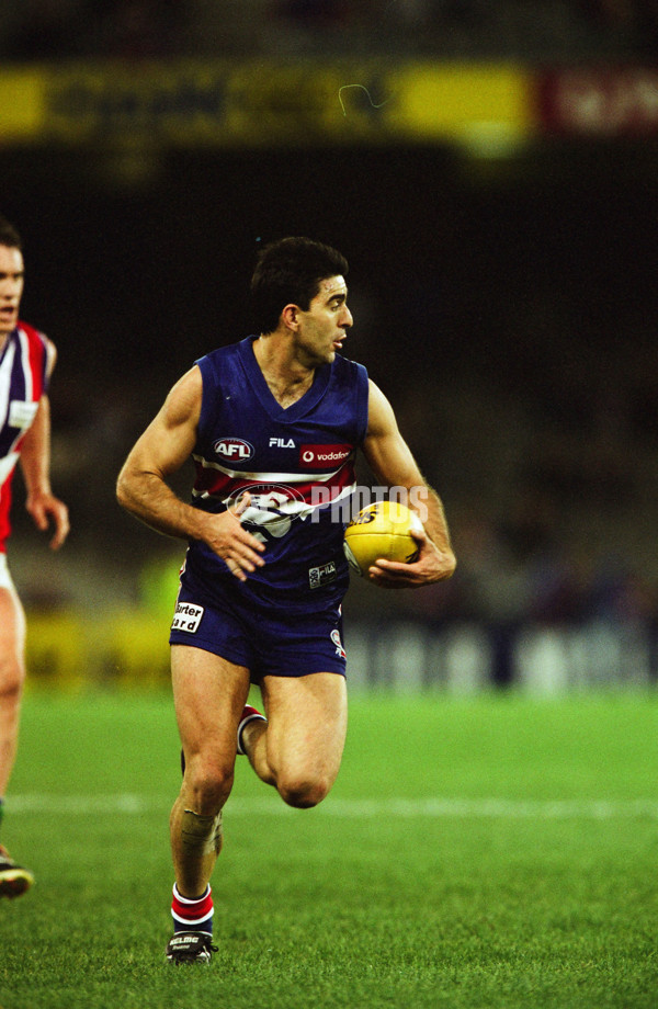 AFL 2001 Round 15 - Western Bulldogs v Fremantle - 30952