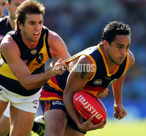 AFL 2004 Rd 20 - Adelaide Crows v Richmond - 63026