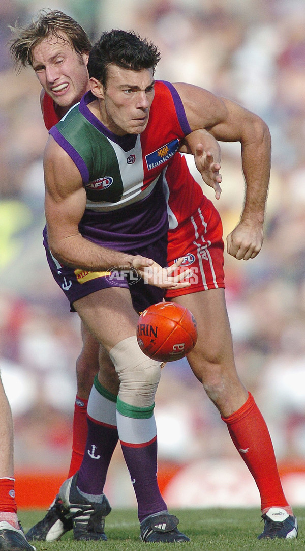 AFL 2004 Rd 17 - Fremantle v Sydney Swans - 65875
