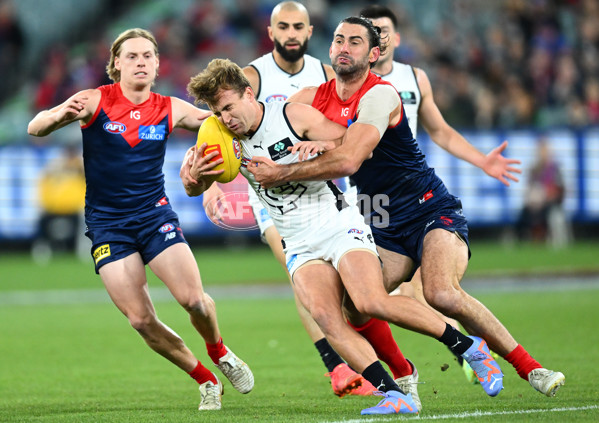 AFL 2023 Round 12 - Melbourne v Carlton - A-39560633