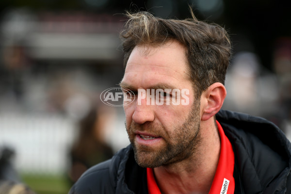 VFLW 2023 Preliminary Final - Essendon v Port Melbourne - A-41251472