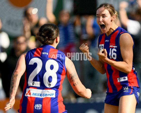 VFLW 2023 Grand Final - Collingwood v Port Melbourne - A-41495308