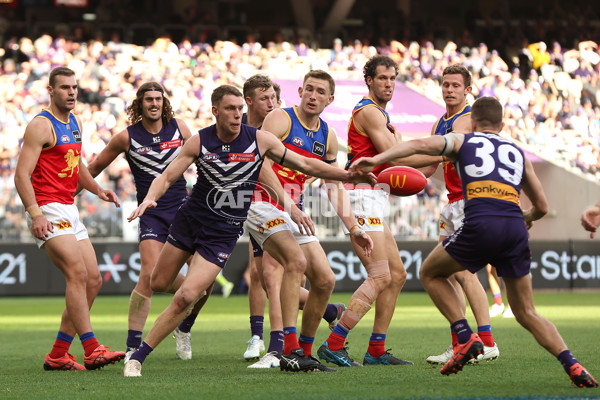 AFL 2023 Round 21 - Fremantle v Brisbane - A-41781604