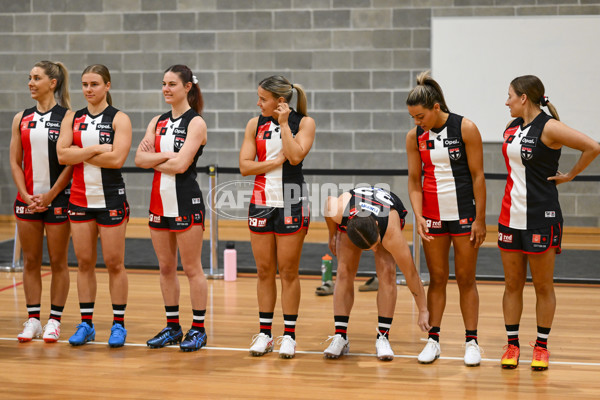 AFLW 2023 Media - St Kilda Team Photo Day - A-41792074