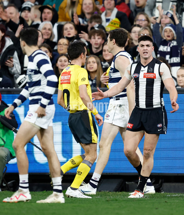 AFL 2023 Round 22 - Collingwood v Geelong - A-41920422