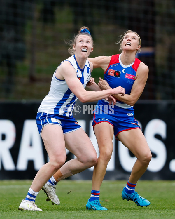 AFLW 2023 Practice Match - Western Bulldogs v North Melbourne - A-42123054