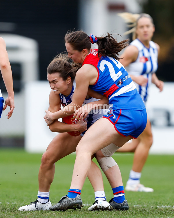 AFLW 2023 Practice Match - Western Bulldogs v North Melbourne - A-42124203