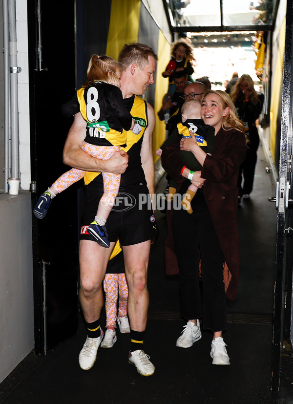 AFL 2023 Round 23 - Richmond v North Melbourne - A-42153602