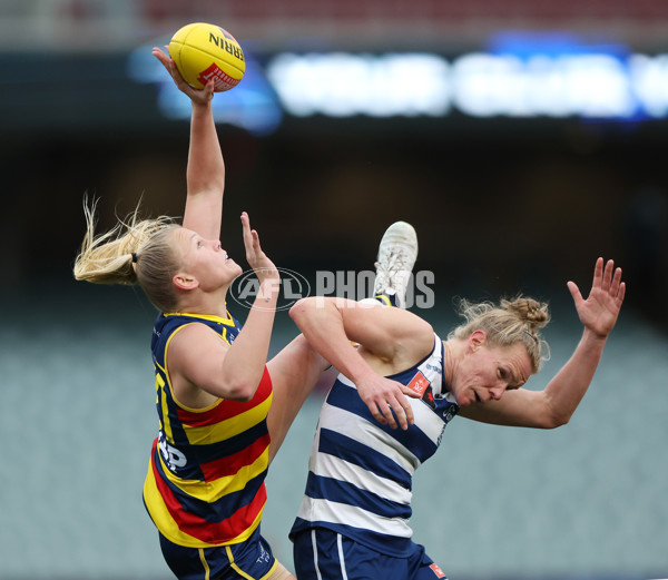 AFLW 2023 Practice Match - Adelaide v Geelong - A-42161295