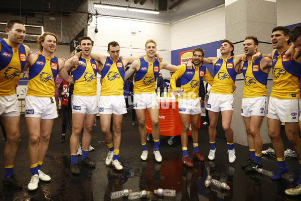 AFL 2023 Round 23 - Western Bulldogs v West Coast - A-42215099