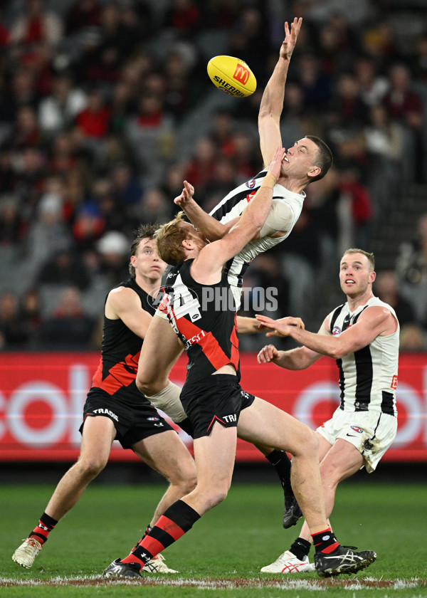 AFL 2023 Round 24 - Essendon v Collingwood - A-42437917