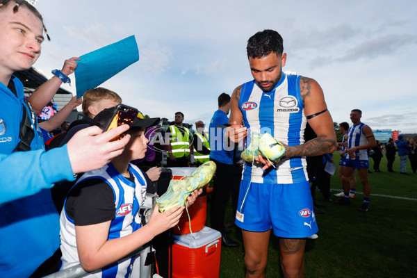 AFL 2023 Round 24 - North Melbourne v Gold Coast - A-42460152