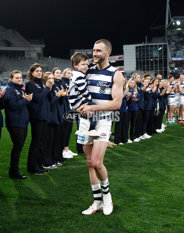 AFL 2023 Round 24 - Geelong v Western Bulldogs - A-42484626